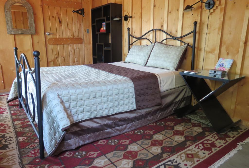 Silver River Adobe Inn Bed And Breakfast Farmington Eksteriør bilde